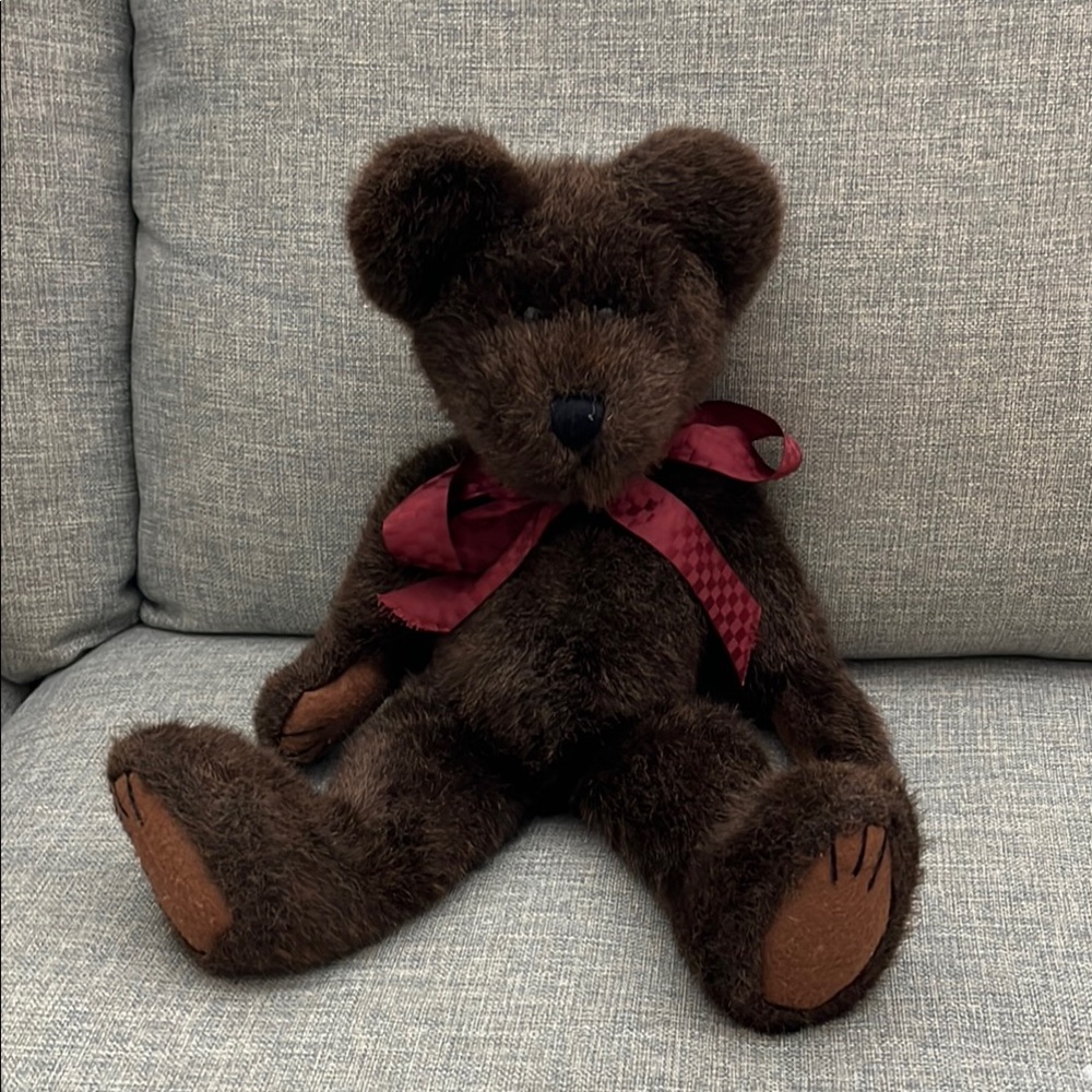 Boyds Bears adorable medium sized Brown Teddy Bear with Red Bow